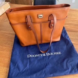 Dooney & Bourke Purse